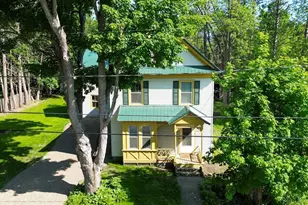 12 Park Ave, Newport, ME 04953 - Photo 1