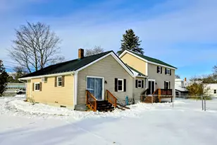 24 Locust St, Madison, ME 04950 - Photo 1