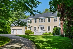 8 Country Ln, Falmouth, ME 04105 - Photo 1