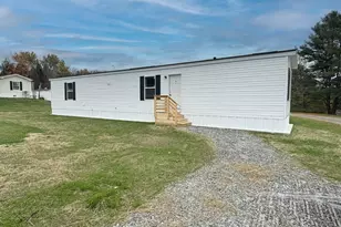 7 Spring Dr, Farmingdale, ME 04344 - Photo 1