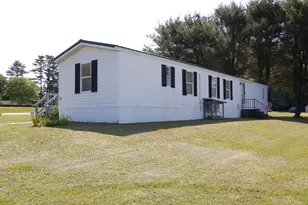 2 Purington Ave, Mechanic Falls, ME 04256 - Photo 1