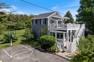 17 Clifford Ln, Wells, ME 04090 - Photo 1