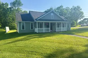 44 Kimball St, Richmond, ME 04357 - Photo 1