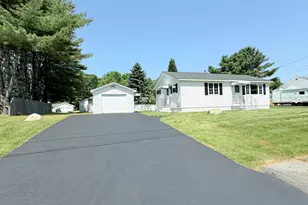 56 Glen St, Augusta, ME 04330 - Photo 1