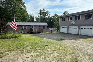 124 Robinson Dr, Monmouth, ME 04259 - Photo 1