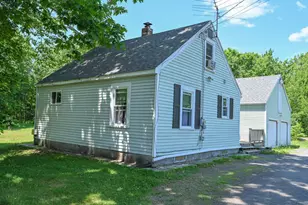 488 Bog Rd, Hermon, ME 04401 - Photo 1