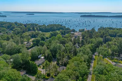 8 Knight Street, Falmouth, ME 04105 - Photo 1