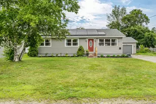 102 New Hampshire St, Millinocket, ME 04462 - Photo 1