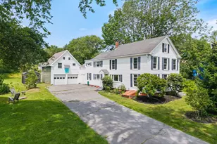 216 Middle Rd, Falmouth, ME 04105 - Photo 1