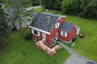 14 Lincoln St, Presque Isle, ME 04769 - Photo 1