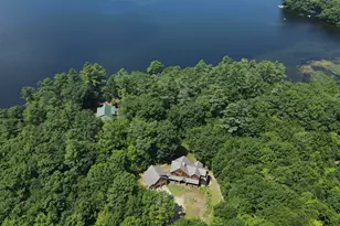 37 Cobb Rd, Raymond, ME 04071 - Photo 1