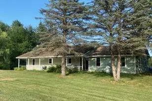 542 Stevens Rd, Unity, ME 04988 - Photo 1