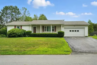 27 Bonnaille Avenue, Lewiston, ME 04240 - Photo 1