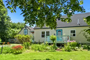 16 Lake Ave, Rockland, ME 04841 - Photo 1