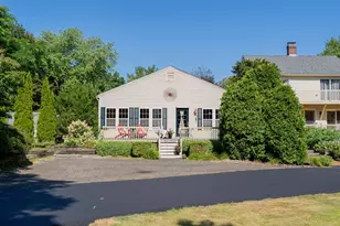 8 Prince Ave, Kittery, ME 03904 - Photo 1