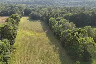 818 Higgins Rd, Pittsfield, ME 04967 - Photo 1