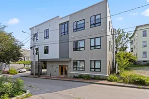 22 Tate St, Portland, ME 04102 - Photo 1