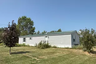 4 Moulton Hill Ln, Thorndike, ME 04986 - Photo 1