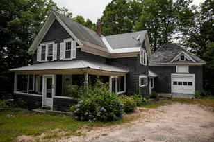 48 Baldwin St, Livermore Falls, ME 04254 - Photo 1