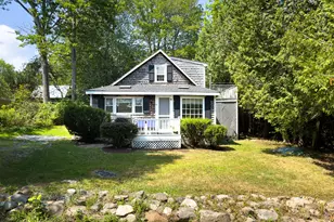 29 Thomas St, Camden, ME 04843 - Photo 1