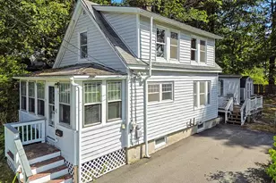 32 Murray St, Augusta, ME 04330 - Photo 1