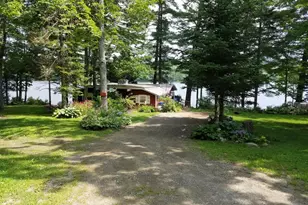 34 N 3rd Ave, Lincolnville, ME 04849 - Photo 1