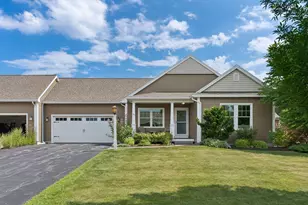 25 Phoebes Way, Cape Elizabeth, ME 04107 - Photo 1