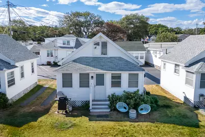 337 Long Sands Road #3, York, ME 03909 - Photo 1