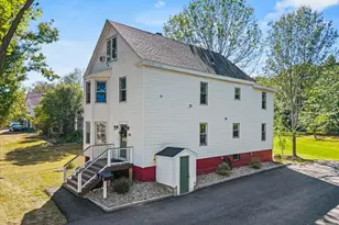 700 Ocean Ave, Portland, ME 04103 - Photo 1