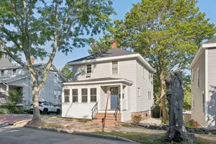 17 Pitt St, Portland, ME 04103 - Photo 1
