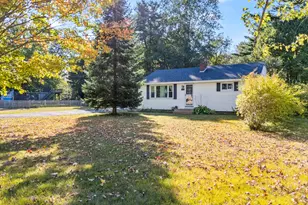 36 Tedford Rd, Topsham, ME 04086 - Photo 1