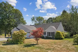 3 Nugget Ln, Brunswick, ME 04011 - Photo 1