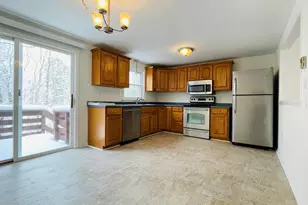 39 Powder Mill Dr, Kennebunk, ME 04043 - Photo 1