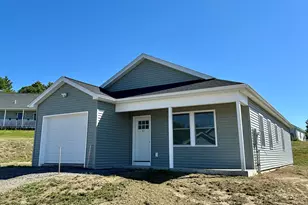 40 Village Cir, Augusta, ME 04330 - Photo 1