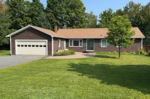 54 University St, Presque Isle, ME 04769 - Photo 1