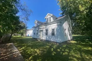 327 Belmont Ave, Belfast, ME 04915 - Photo 1