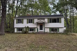 8 Patricia Ave, Raymond, ME 04071 - Photo 1