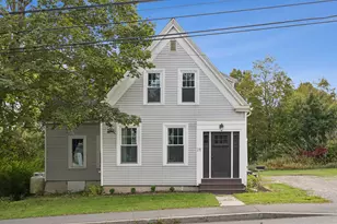 28 Main St, Thomaston, ME 04861 - Photo 1