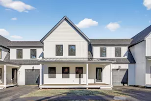 35 Fairway Commons Dr, Gorham, ME 04038 - Photo 1