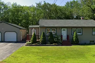 32 Mallison St, Gorham, ME 04038 - Photo 1