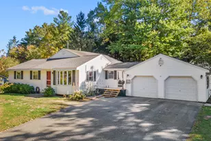 227 Park St, Farmingdale, ME 04344 - Photo 1