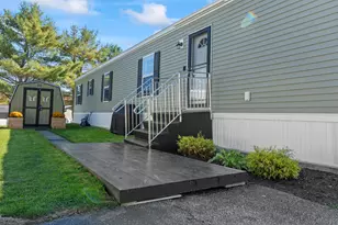 42 Oxbow Dr, Lewiston, ME 04240 - Photo 1