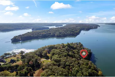 19 Riverside Avenue, Edgecomb, ME 04556 - Photo 1