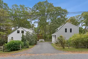 4 Sandy Beach Rd, Freeport, ME 04032 - Photo 1