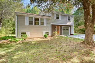 33 Woodridge Dr, Manchester, ME 04351 - Photo 1