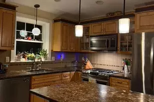 38 Woodlawn Ave, Kittery, ME 03904 - Photo 1