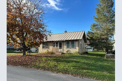 26 Winn Avenue, Clinton, ME 04927 - Photo 1