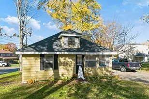 229 Highland Ave, Gardiner, ME 04345 - Photo 1