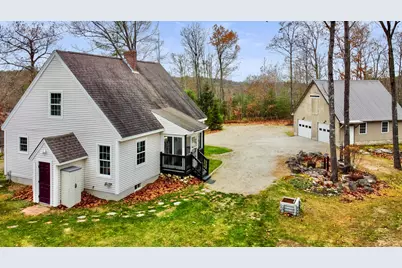 389 Pleasant Street, Mechanic Falls, ME 04256 - Photo 1