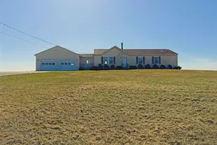 169 W West Meadow Rd, Thomaston, ME 04861 - Photo 1